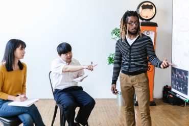 Métiers de la formation professionnelle : carrières porteurs 2026